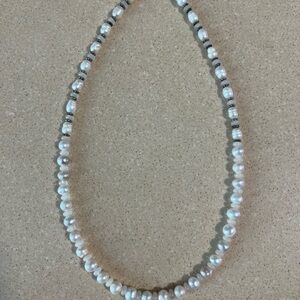 Elegant Pearl and Silver Necklace